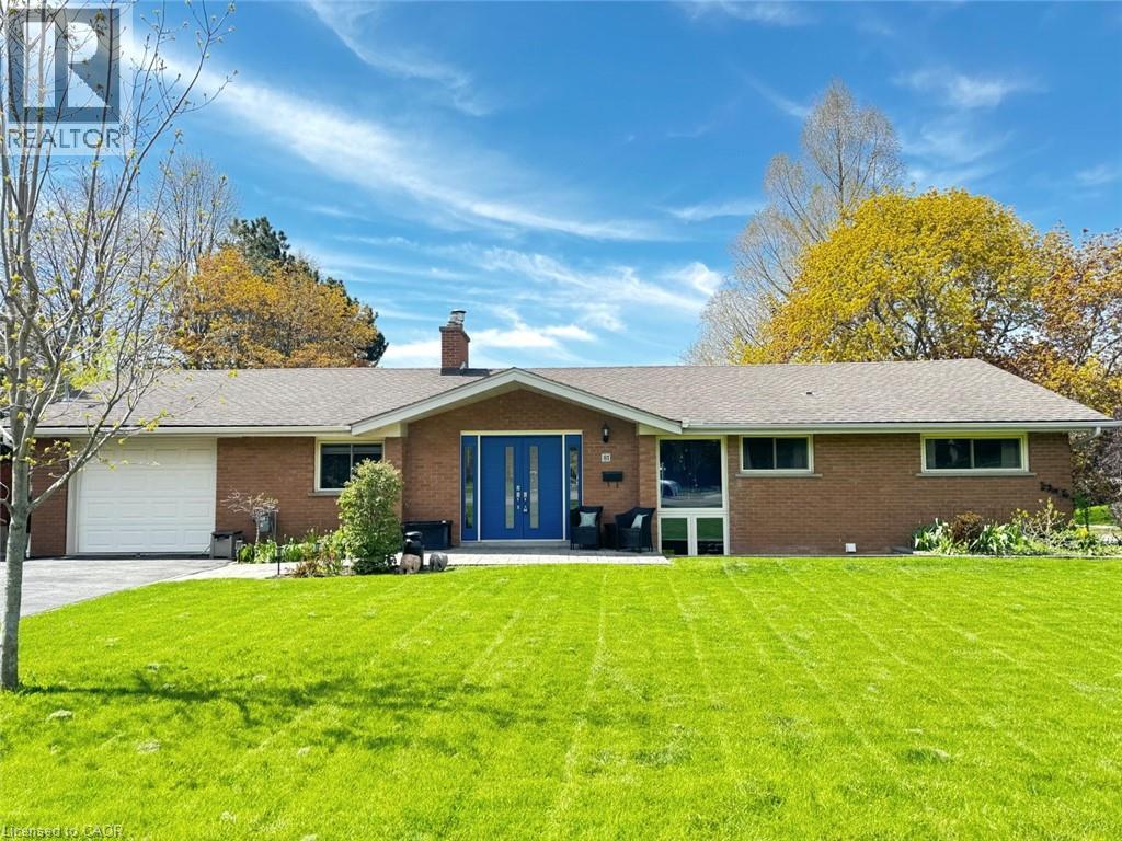 81 THOMSON Drive, Waterdown