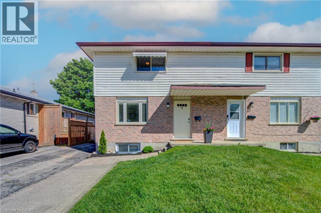 7 HARVEST Court, Kitchener