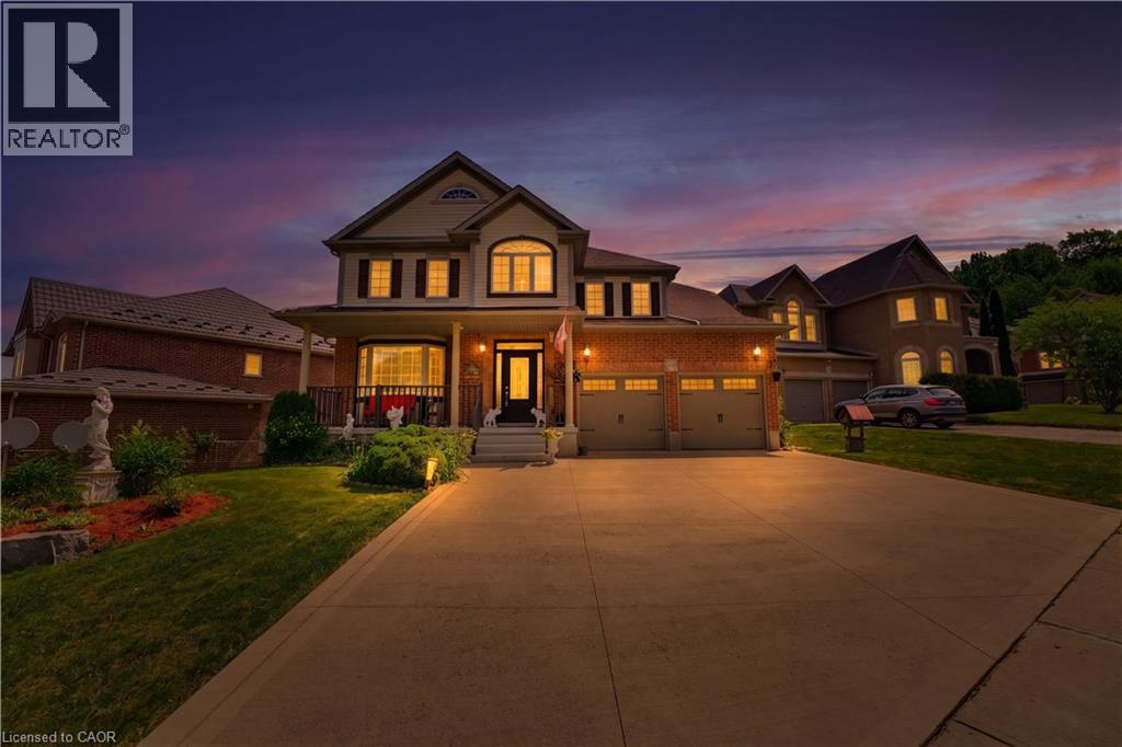 805 MUNICH Circle, Waterloo