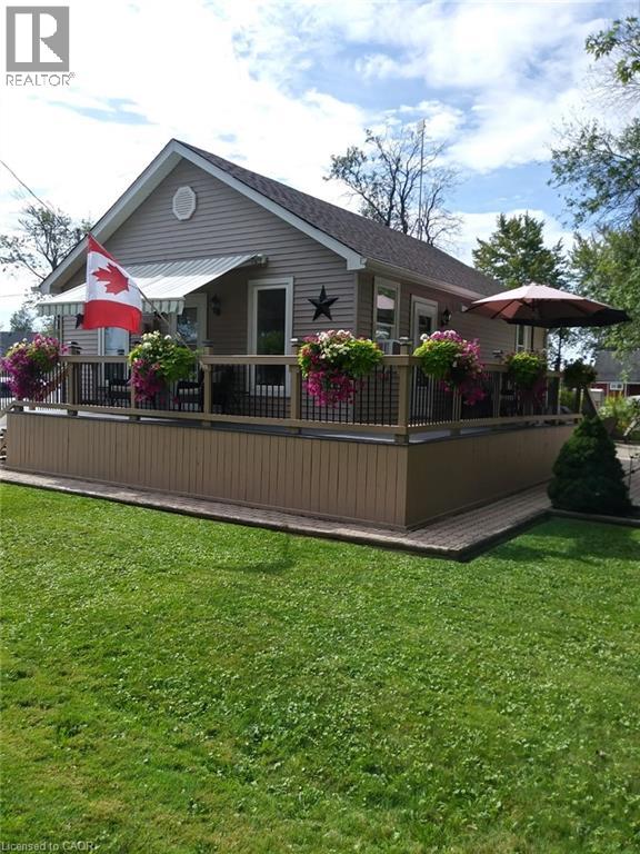1040 LAKESHORE Road, Selkirk