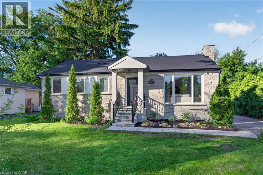 423 SMITH Lane, Oakville