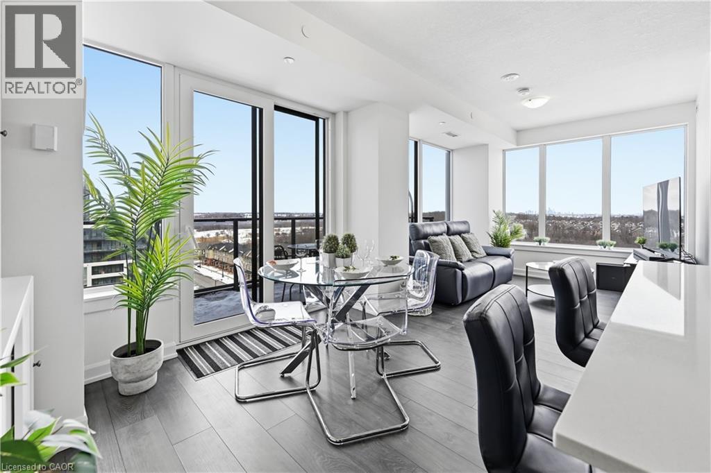 3200 WILLIAM COLTSON Avenue UnitNo. 1004, Oakville