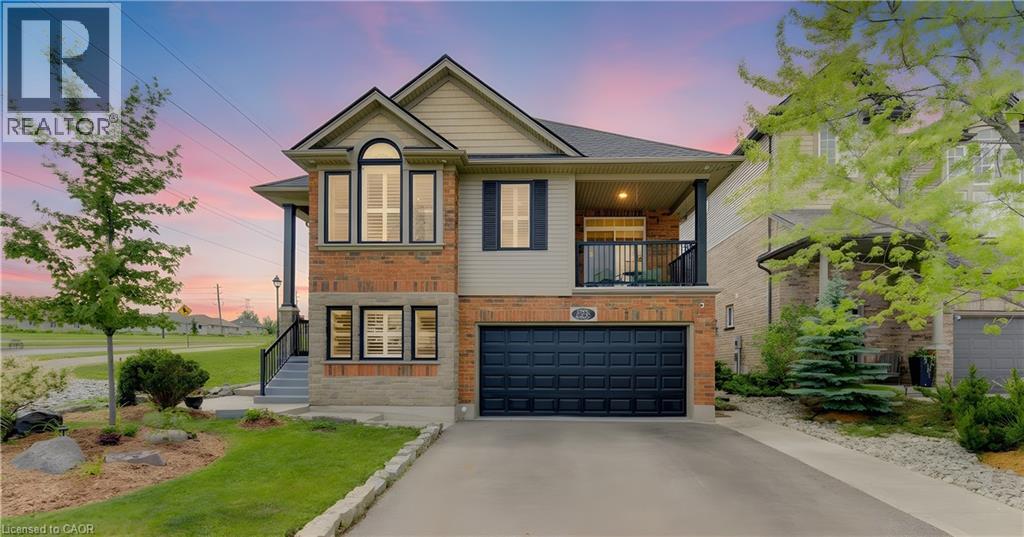 725 ZURICH Drive, Waterloo