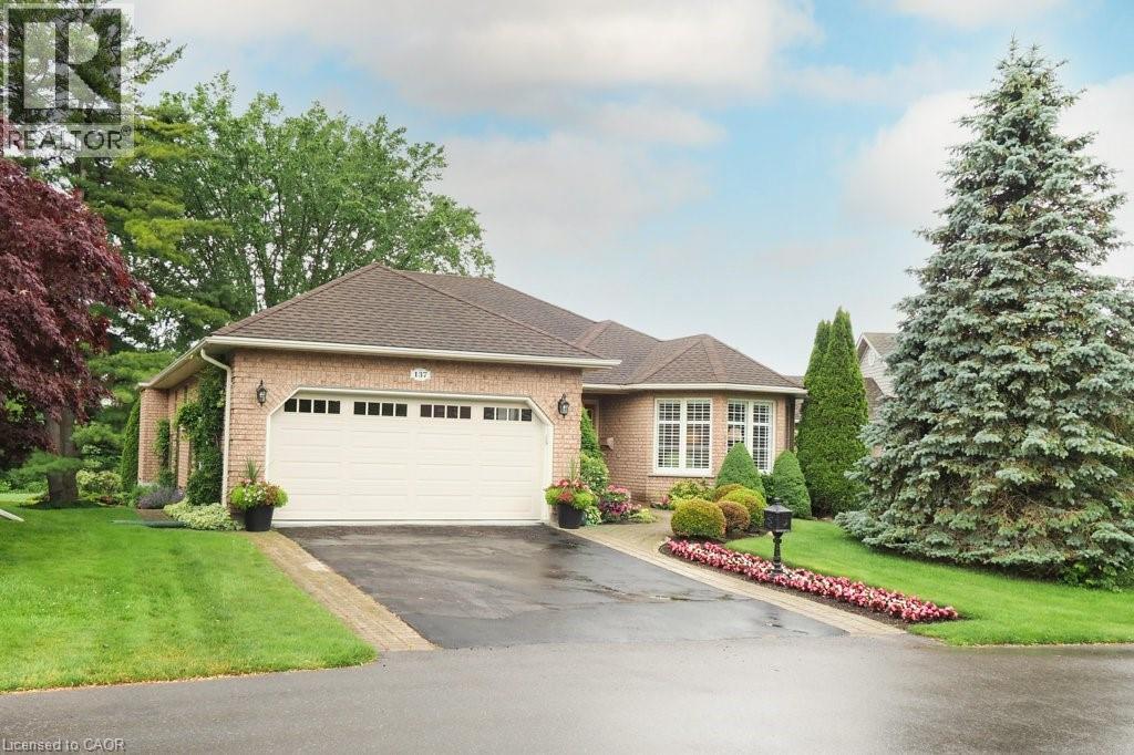 137 FOXBORO Drive, Baden