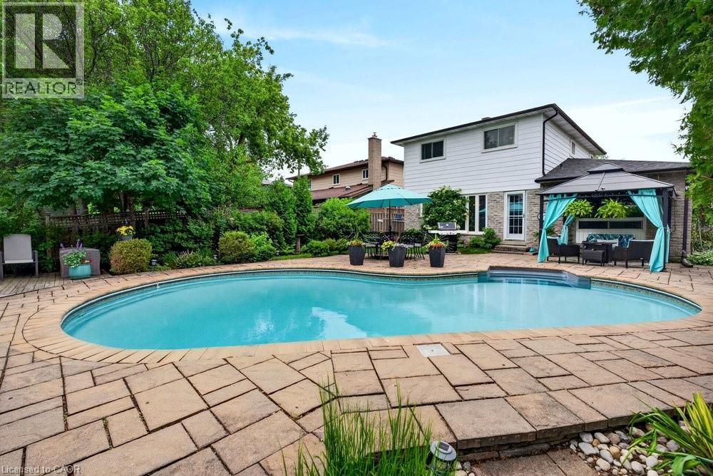 2341 DUNCASTER Drive, Burlington