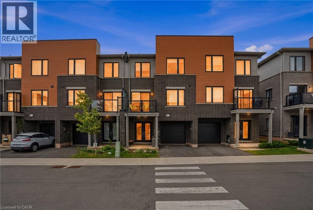 104 DRYDEN Lane, Hamilton
