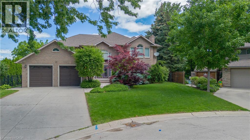 22 BURT Court, Stoney Creek
