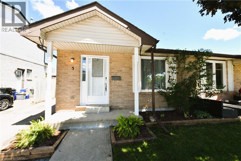 5 HARMONY Court, Cambridge