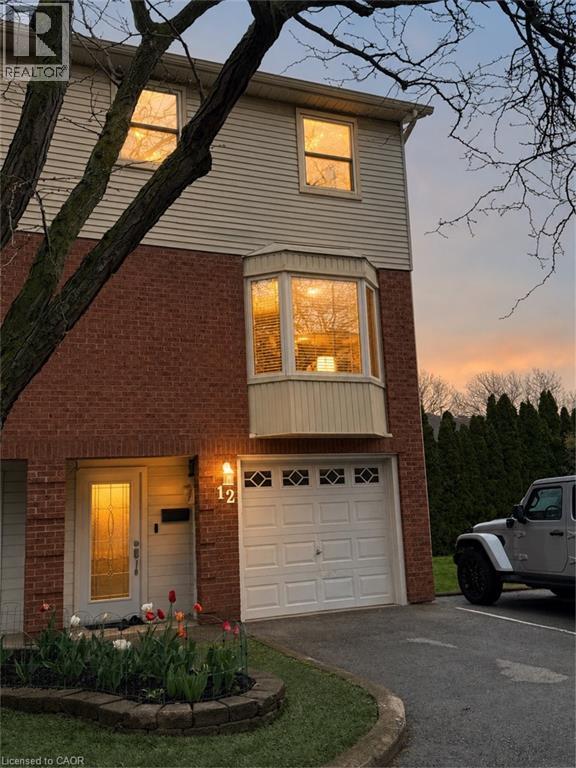 130 LIVINGSTON Avenue UnitNo. 12, Grimsby