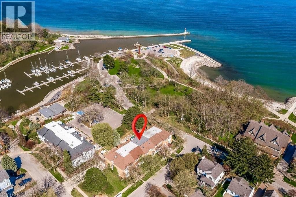 21 CHISHOLM Street, Oakville
