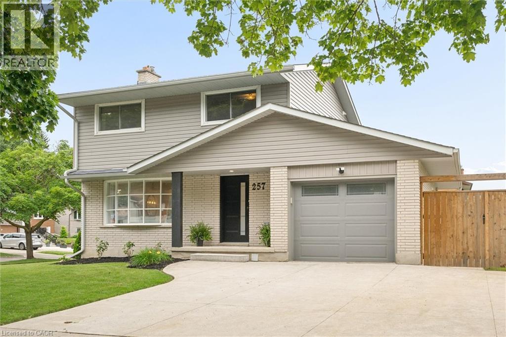 257 LAURENTIAN Drive, Kitchener