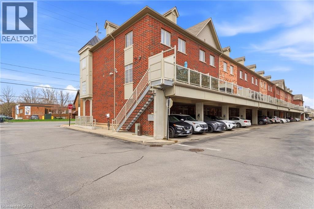 362 PLAINS Road E UnitNo. 32, Burlington