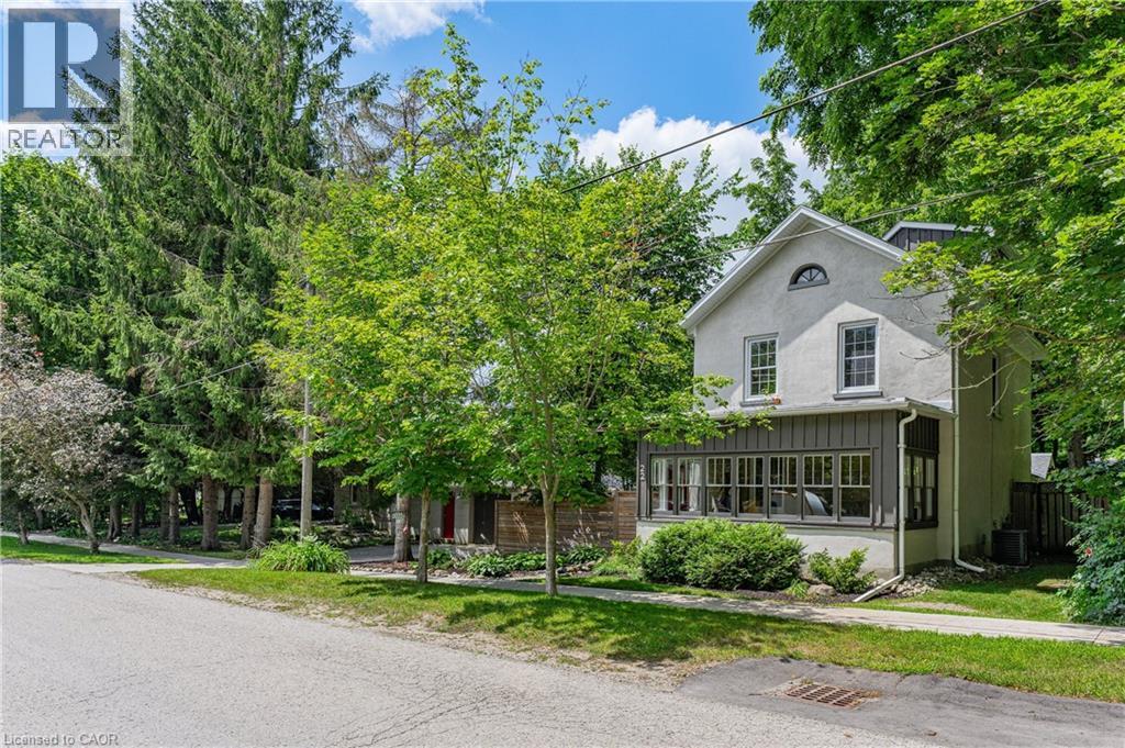 22 SOPHIA Street, Elora