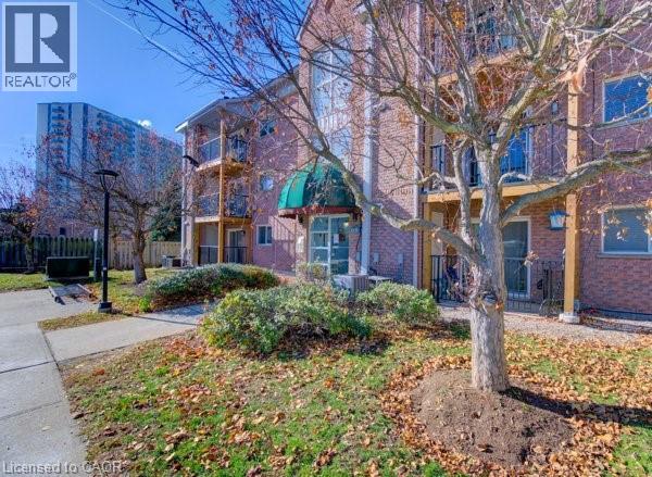 3085 KINGSWAY Drive UnitNo. 27, Kitchener