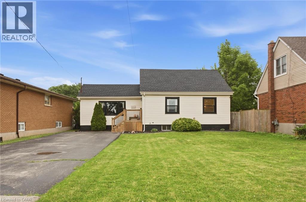 481 UPPER GAGE Avenue, Hamilton