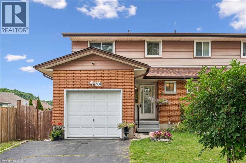 201 VERONICA Drive, Kitchener