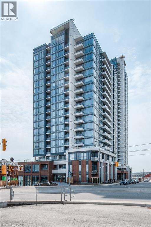 15 WELLINGTON Street S UnitNo. 1704, Kitchener