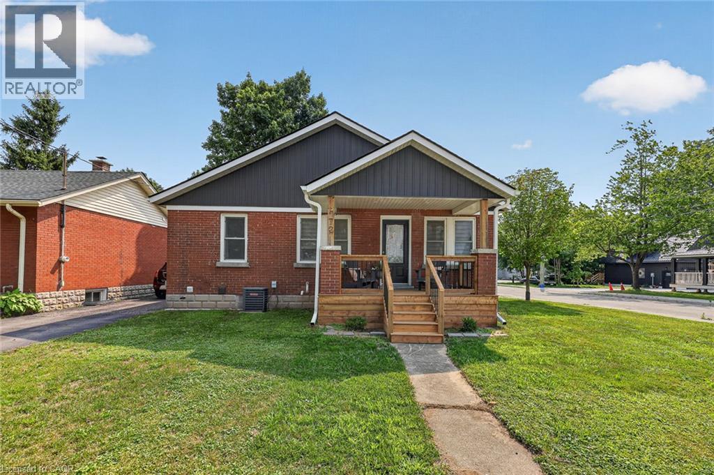 272 WELLINGTON Street N, Woodstock