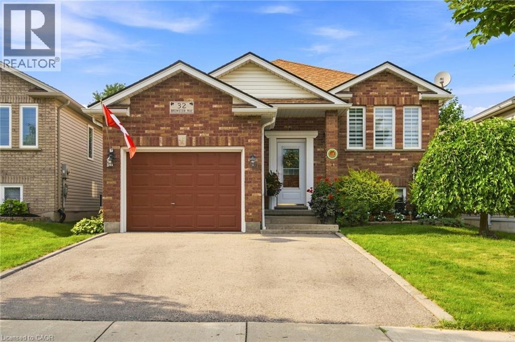 32 BREWSTER Way, Brantford