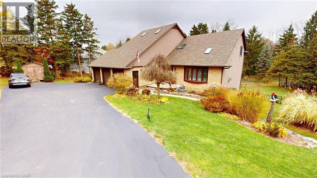 1962 SNAKE Road, Burlington