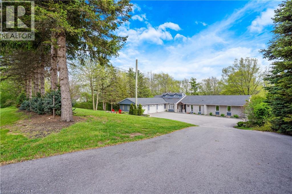 1279 MAPLE MANOR Road, Cambridge