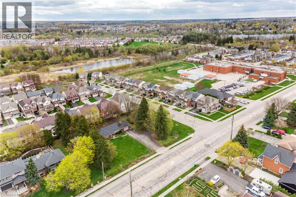 355 GUELPH Avenue, Cambridge