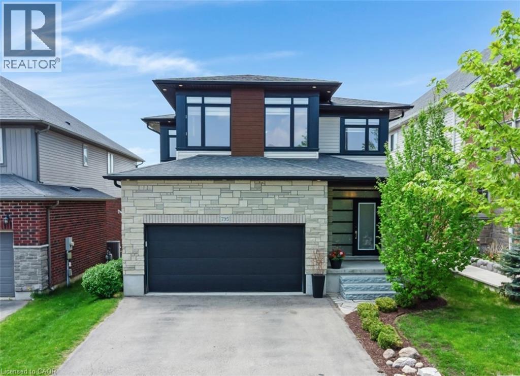 795 AUTUMN WILLOW Drive, Waterloo