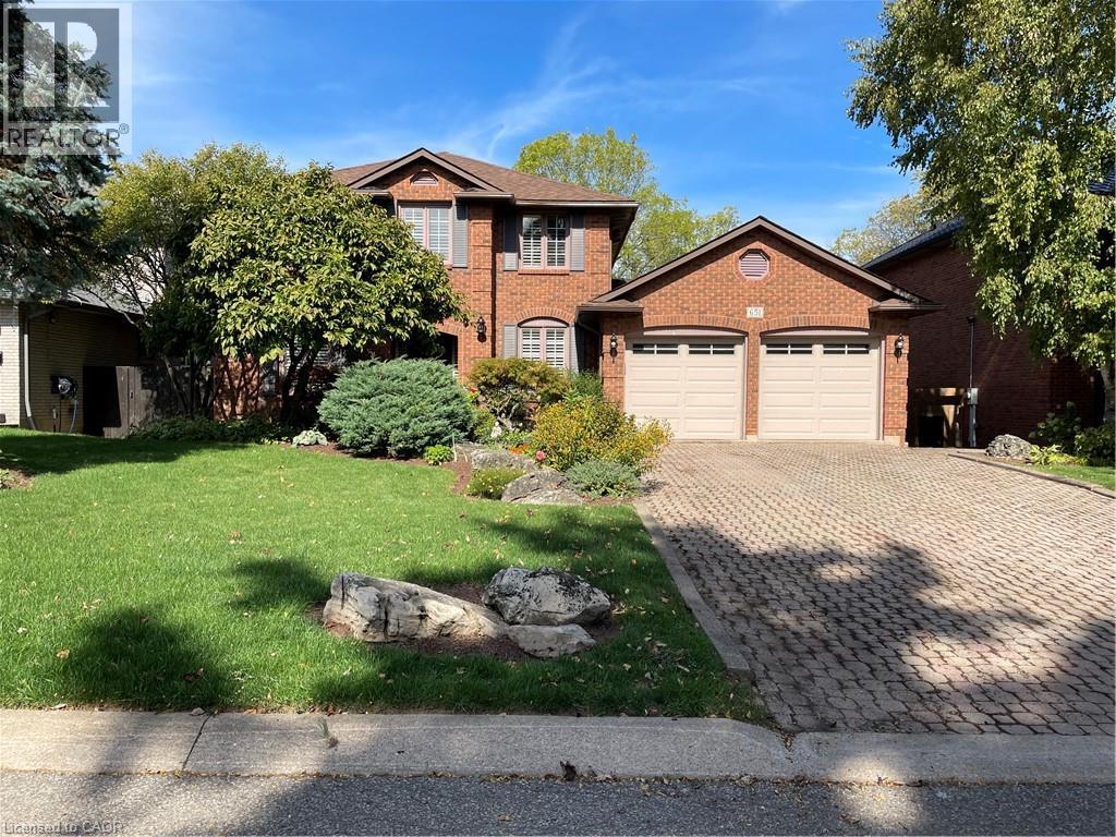 651 DEERVALLEY Road, Ancaster