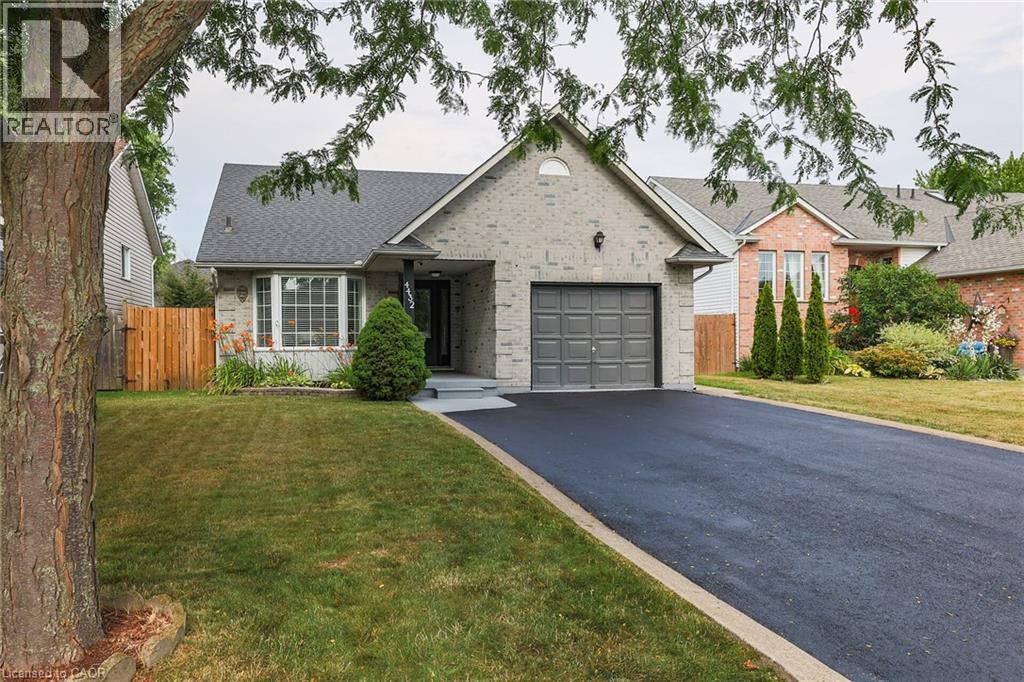 4432 DENNIS Avenue, Beamsville