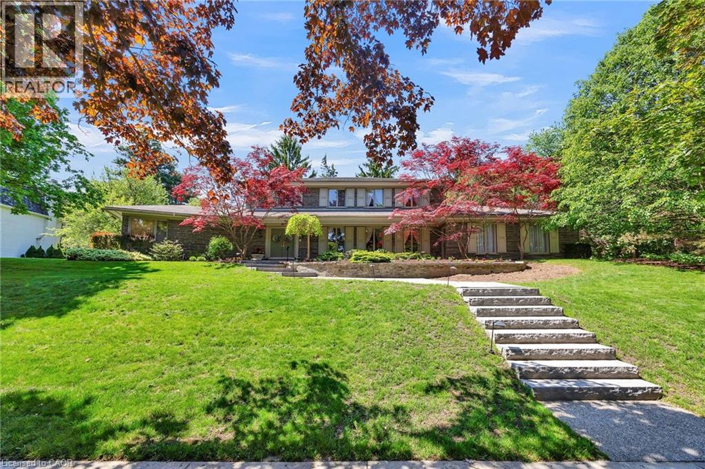 61 HUNTLEY Crescent, Kitchener