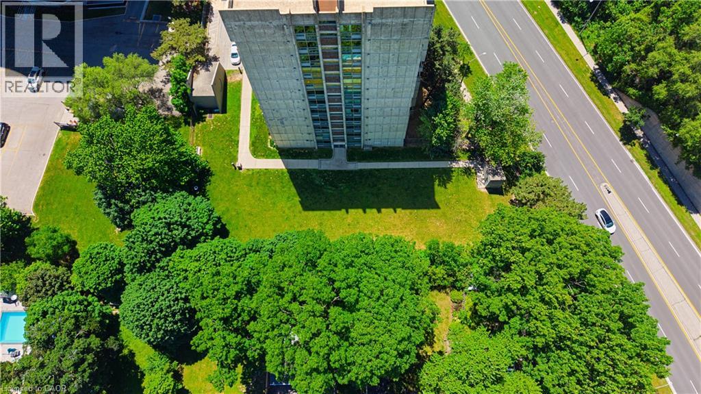 20 SPEERS Road UnitNo. 304, Oakville