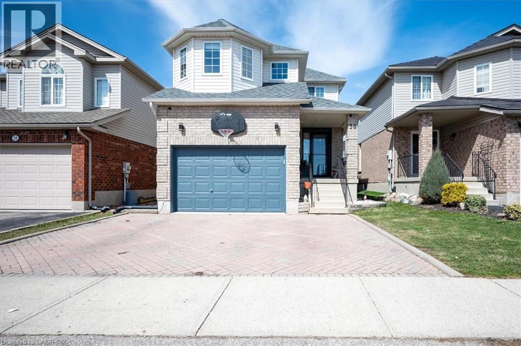 30 HEATHERWOOD Place, Kitchener