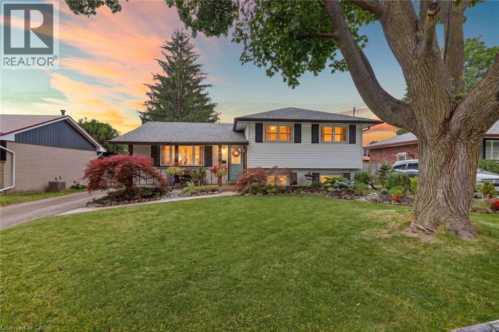 78 LYNDALE Crescent, Woodstock