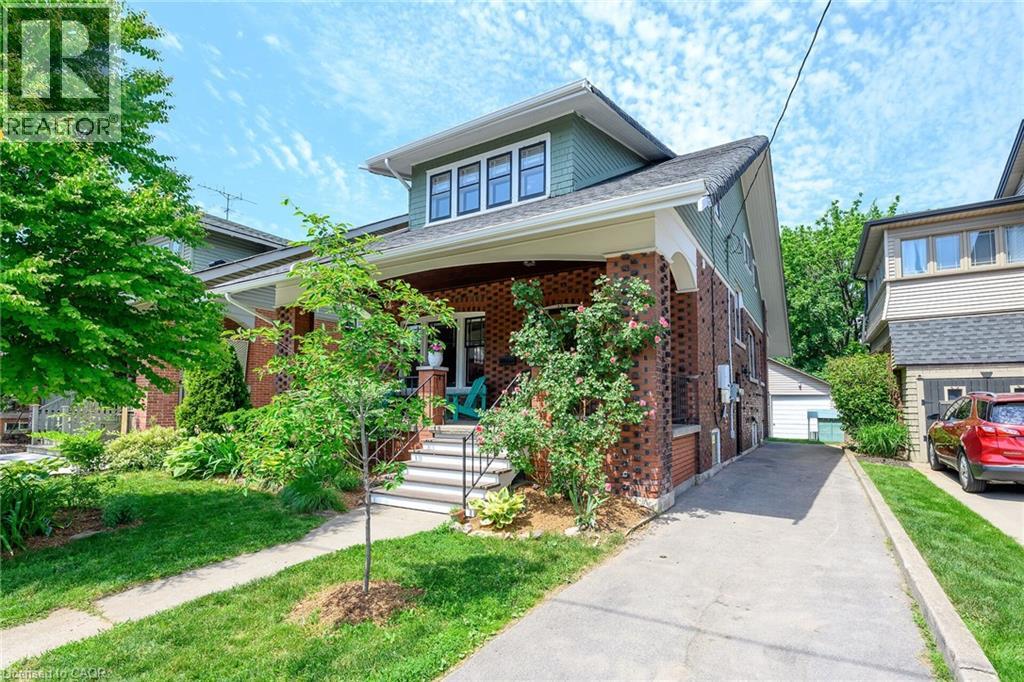 22 CONNAUGHT Avenue S, Hamilton
