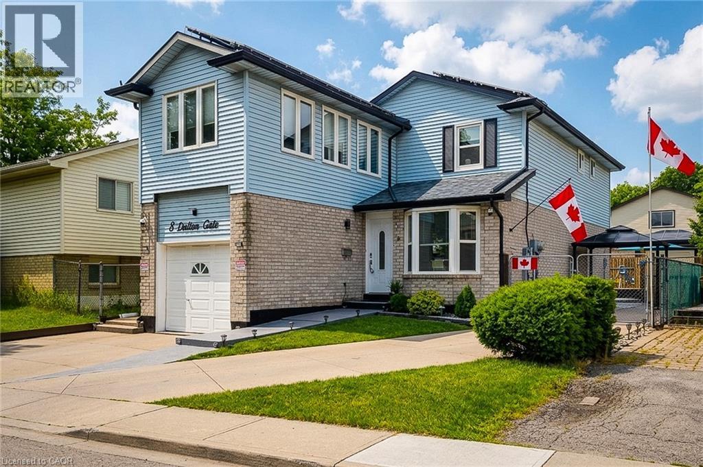 8 DALTON Gate, Stoney Creek