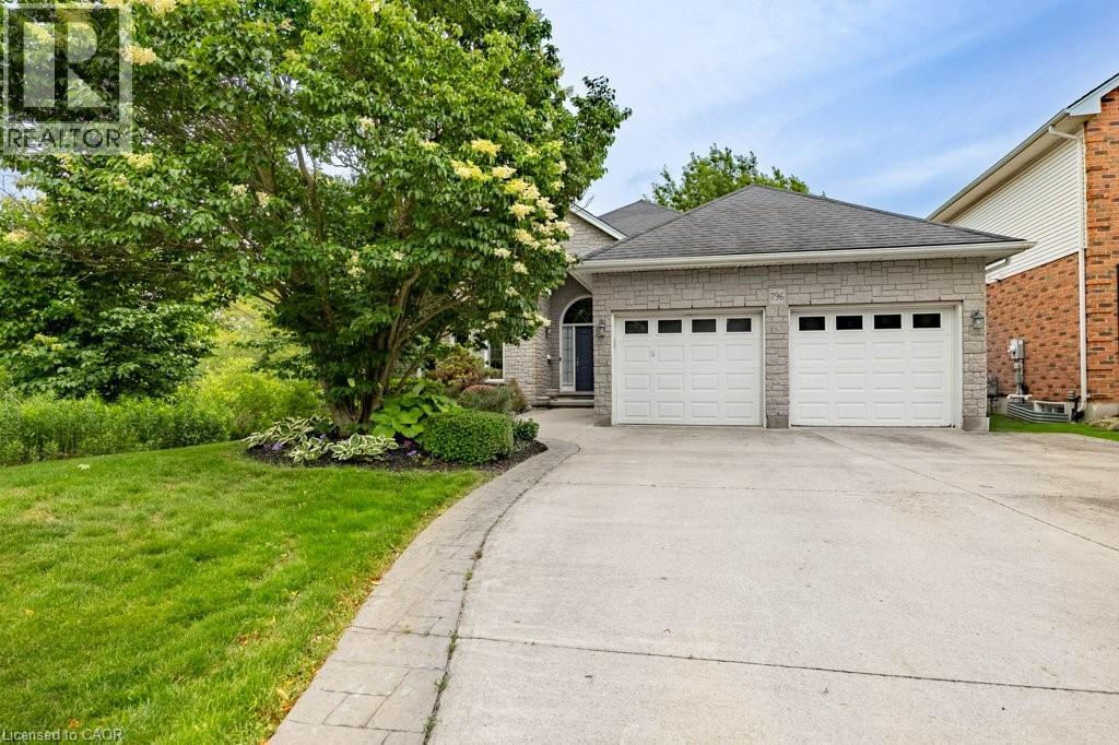 796 SPRINGBANK Avenue N, Woodstock