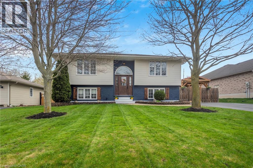 22 LORRAINE Avenue, Tillsonburg