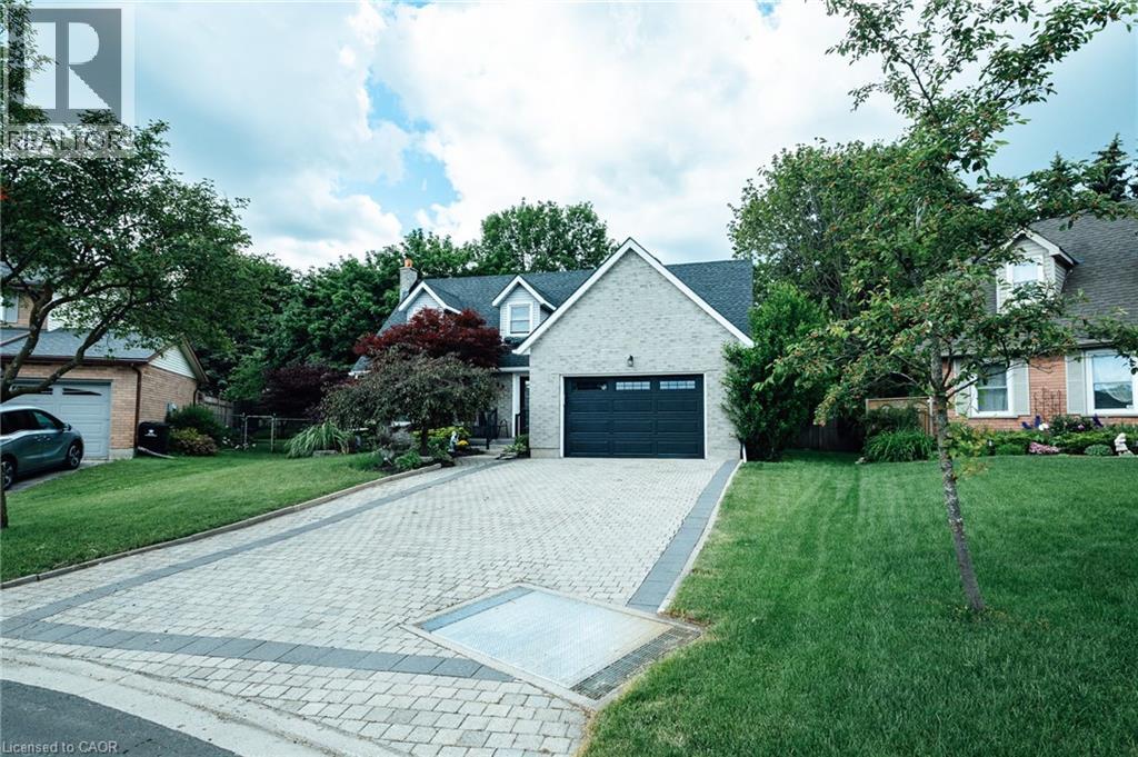 28 MCGIBBON Court, Kitchener
