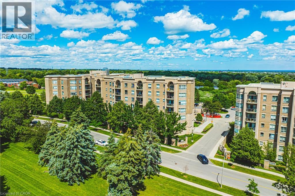 2075 AMHERST HEIGHTS Drive UnitNo. 103, Burlington