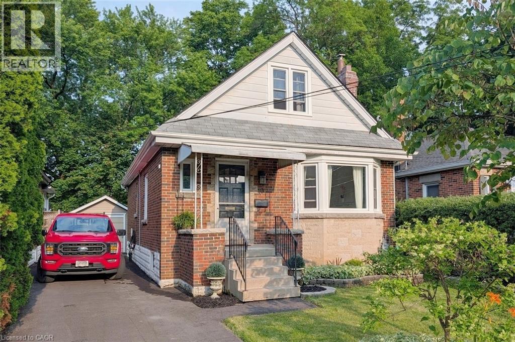 10 DORSET Place, Hamilton