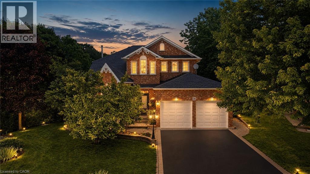 28 TAYWOOD Court, Hamilton