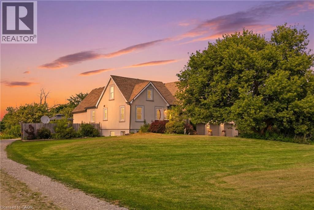 97 SMITH Road, Hamilton