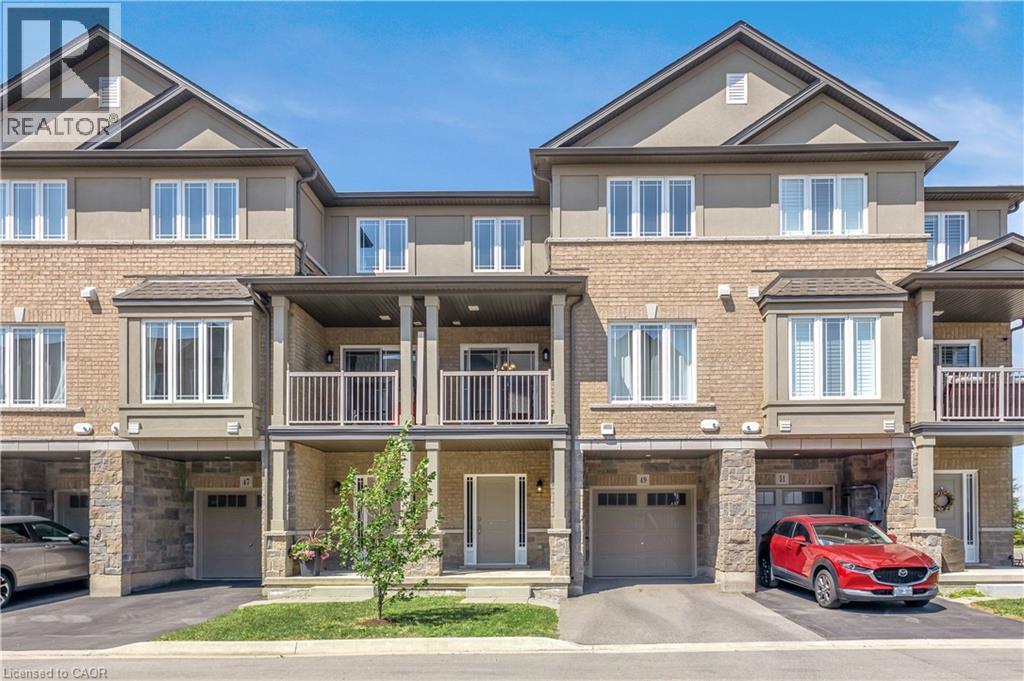 49 LAGUNA VILLAGE Crescent, Hamilton