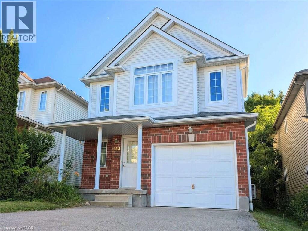 553 BLUE BEECH Boulevard, Waterloo