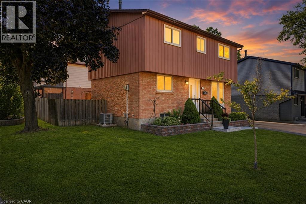 14 BERRISFIELD Crescent, Hamilton