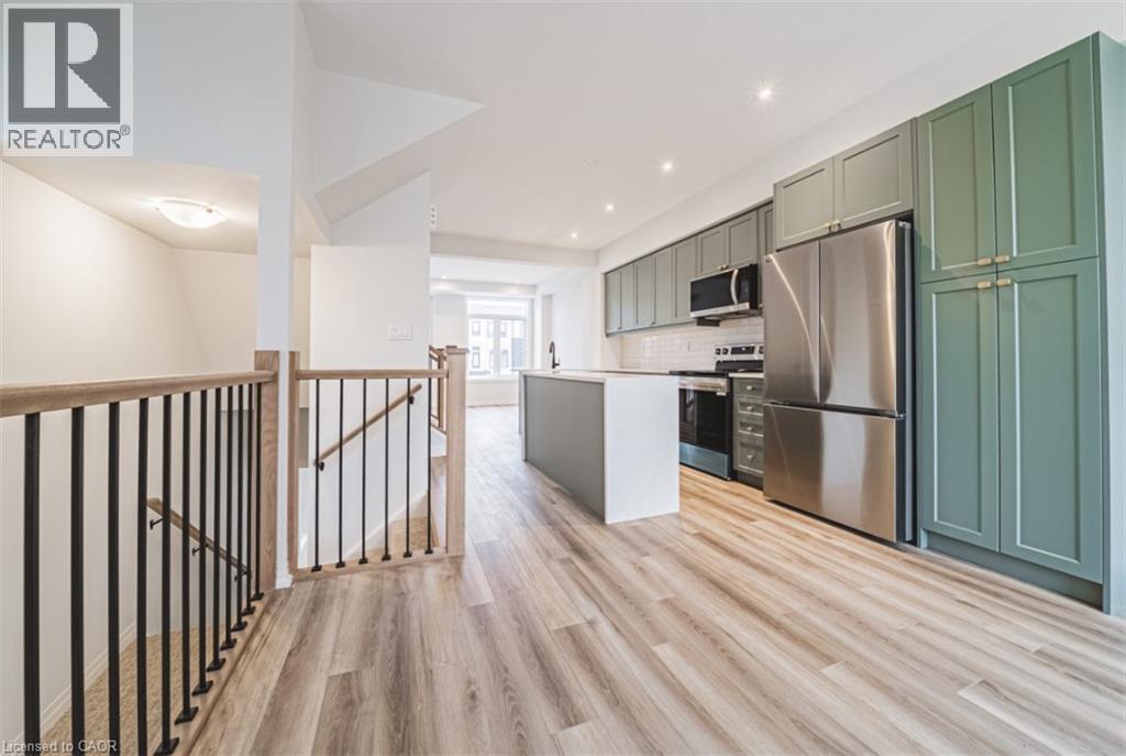 155 EQUESTRIAN Way UnitNo. 18, Cambridge