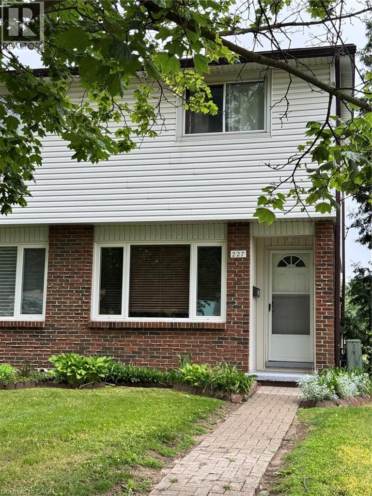 227 FERGUS Avenue UnitNo. 33, Kitchener
