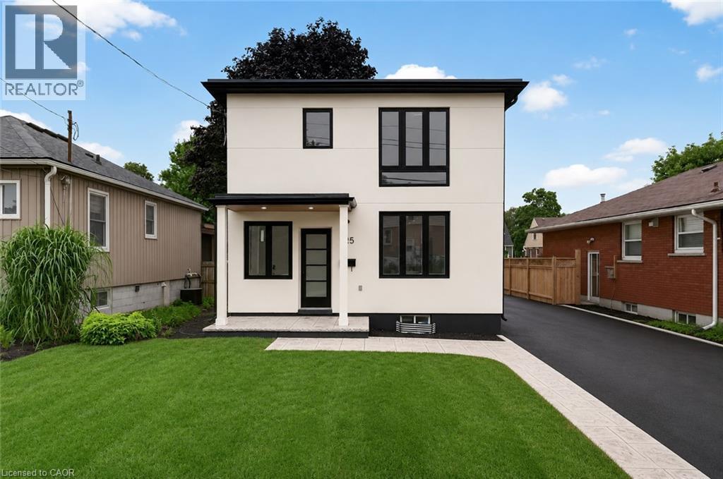 325 QUEENSDALE Avenue E, Hamilton
