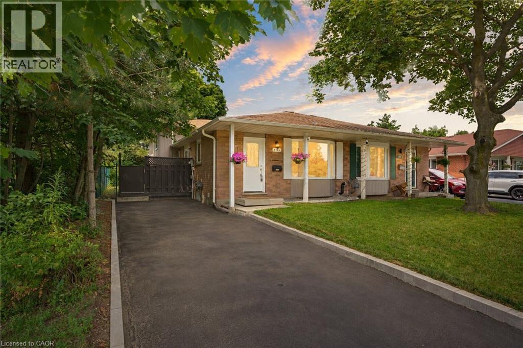 475 KINGSCOURT Drive UnitNo. A, Waterloo