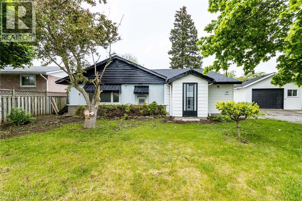 15 SPIERS Crescent, Cambridge